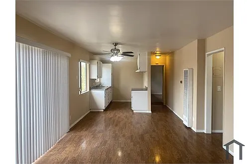 2121 W Court St #6 Photo 1
