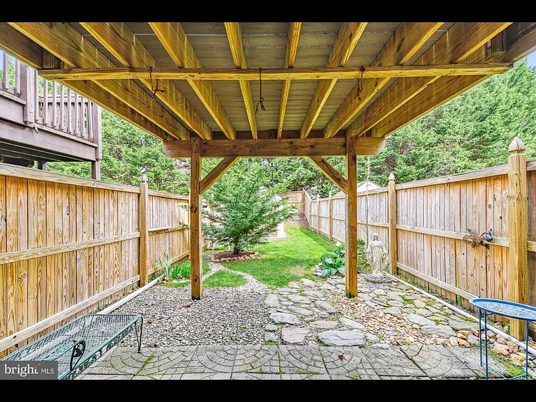 1123 Splashing Brook Dr — Photo 5