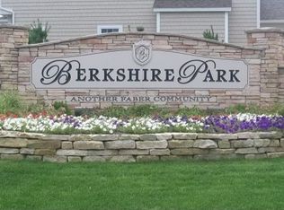 60 Westcombe Park, West Henrietta, NY 14586