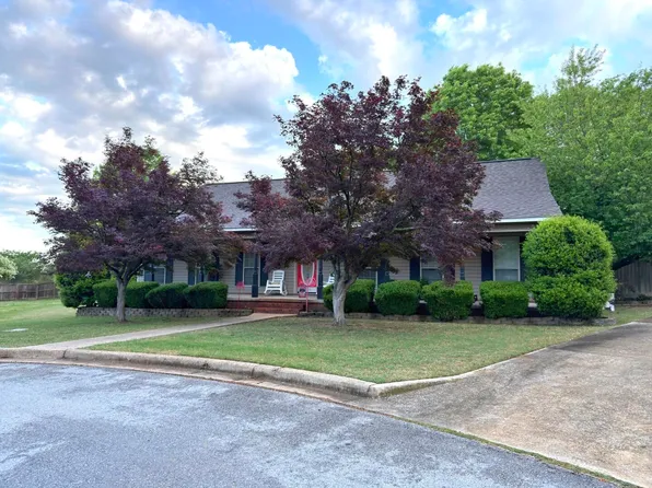 7 Oak Meadow Cv, Batesville, AR 72501