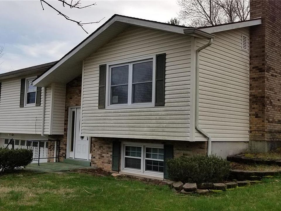 1st image of 2701 Tanglewood Dr