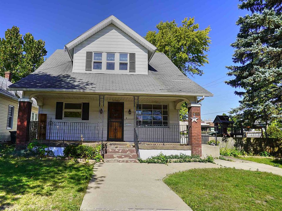 1st image of 1105 W Jefferson Blvd