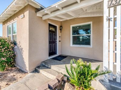 1312 N Esther Way, Fresno, CA, 93728