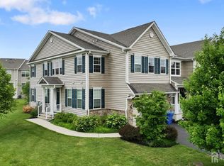 47 Begonia Ln, Monroe Township, NJ 08831