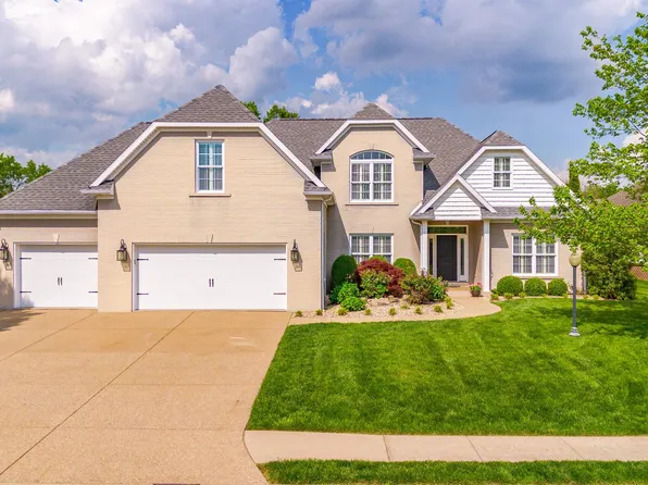 2126 Long Cove Cir, Newburgh, IN 47630