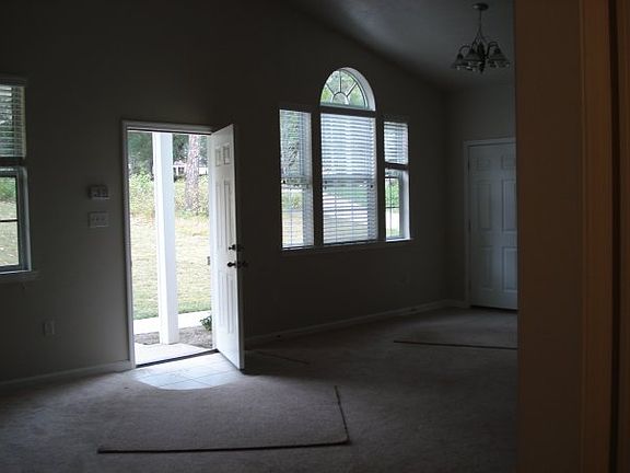 3rd image of 2605 Hartsfield Rd