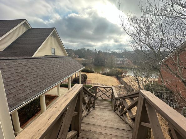 1171 Founders Blvd #P