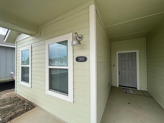 2nd image of 2801 Winding Creek Rd