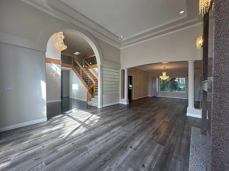 4331 Pendlebury Rd — Photo 3
