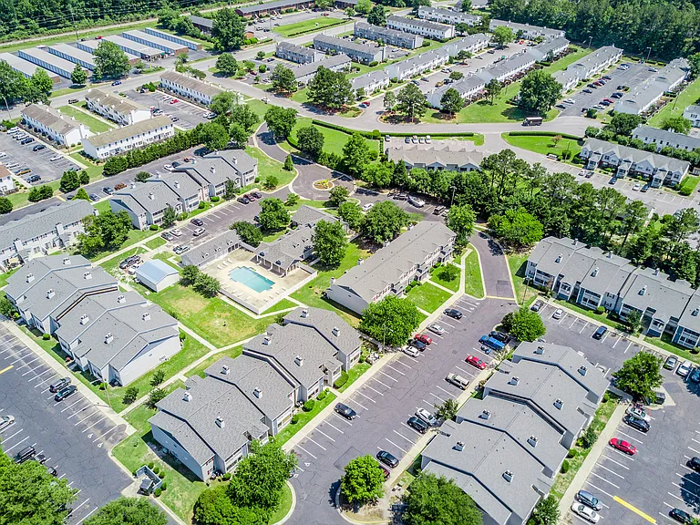 Blue Ridge Apartments — Photo 39