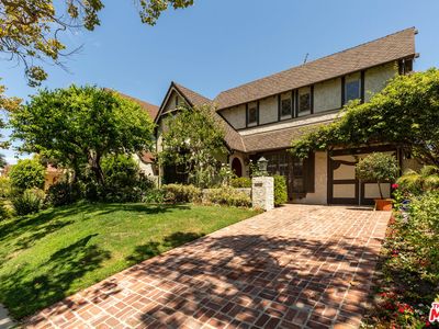 250 S Citrus Ave, Los Angeles, CA, 90036