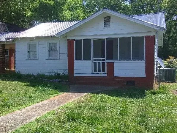 407 Church Ave NE, Jacksonville, AL 36265