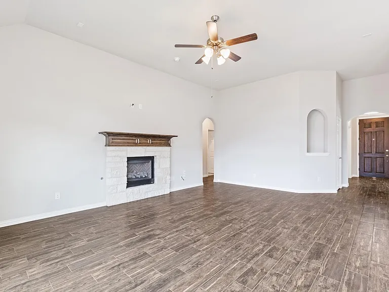 5821 Humber Ln — Photo 9