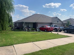 1647 Tucson Loop #A & B, Springdale, AR 72764