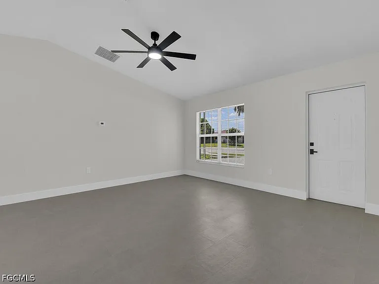 2509 Academy Blvd — Photo 3