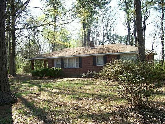 3rd image of 625 Woodland Dr