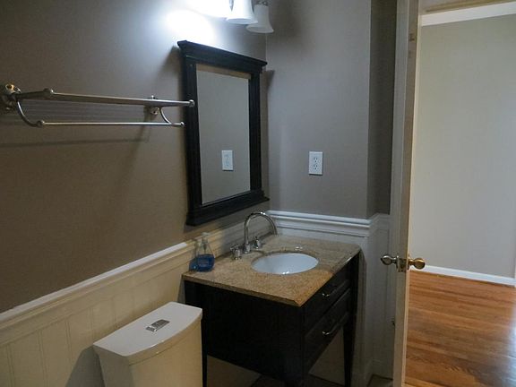 5th image of 8006 Falmouth St