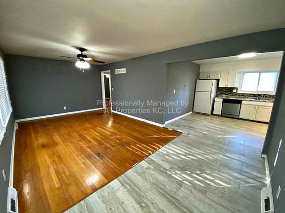 2nd image of 10522 Skiles Ave