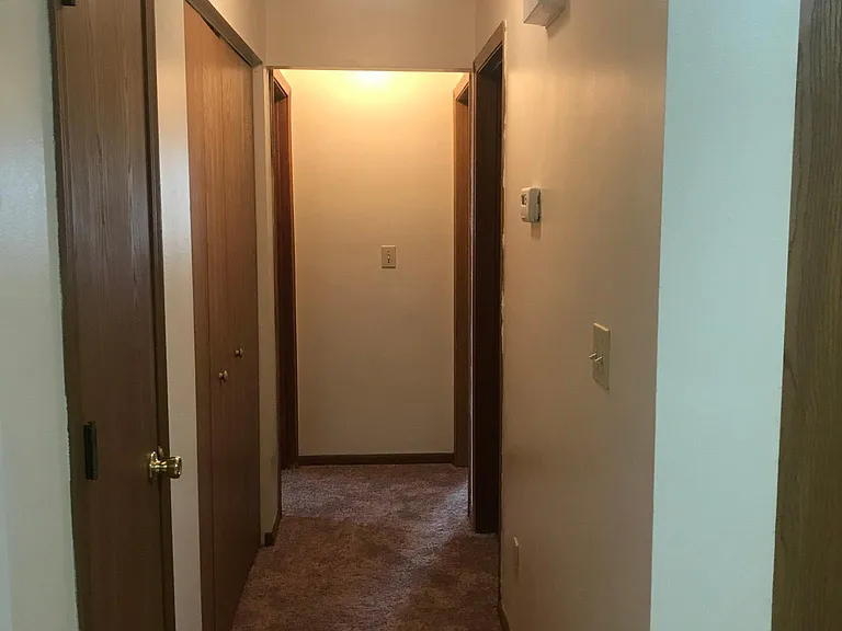 1208 W Jefferson St #I — Photo 16