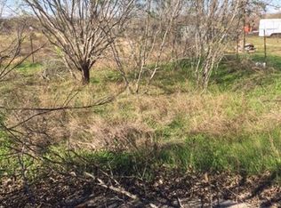 8027 S Loop 1604 E, Elmendorf, TX 78112