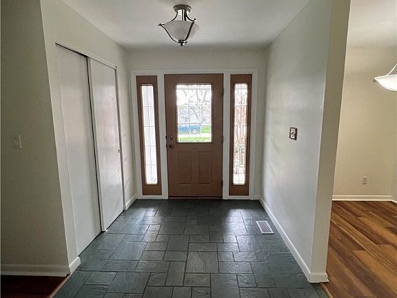 2nd image of 7425 Barr Cir