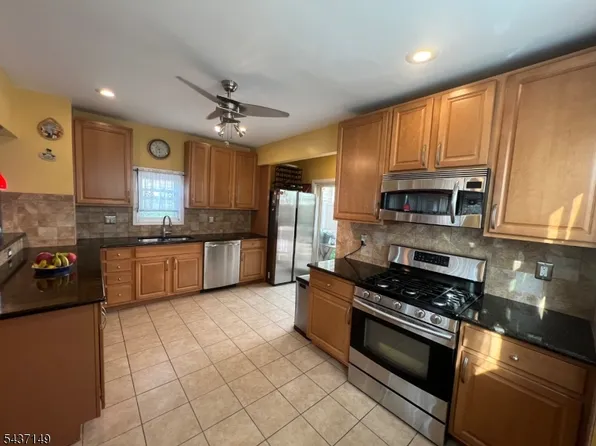 116 Prospect Ave, North Arlington Boro, NJ 07031