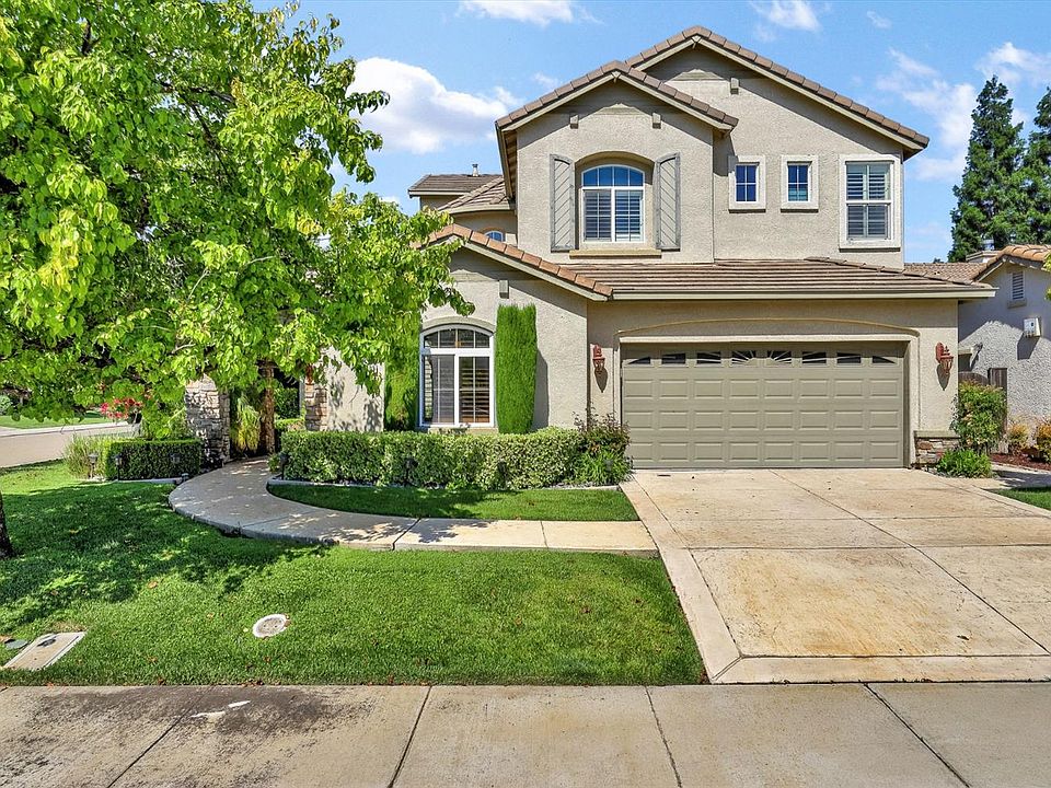 1st image of 10803 Lakemore Ln