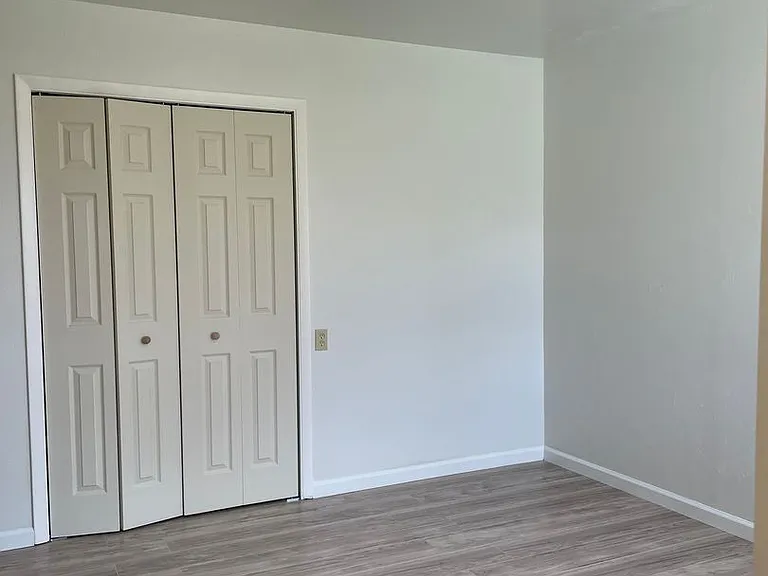 507 S Chestnut St — Photo 12