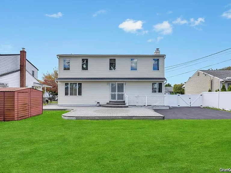59 Andover Ln — Photo 31