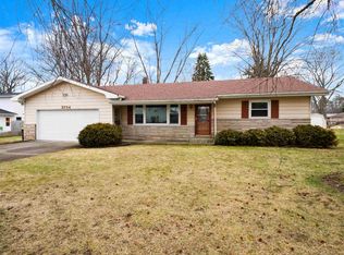 3734 Parish Dr, Fort Wayne, IN 46815