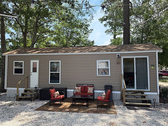 5th image of 561 Corsons Tavern Rd #50