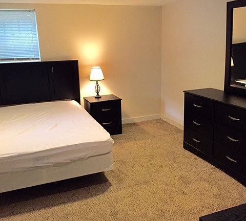 Bedroom (picture #2)