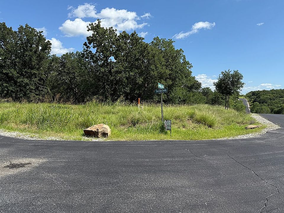 2nd image of 104 Three Forks Xing