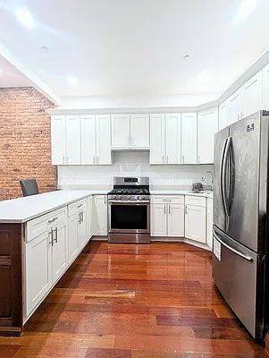 Rented by Owner | media 22