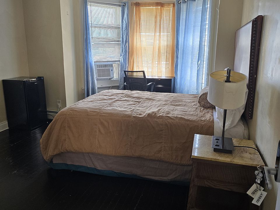 1st image of 24 Norton St #2