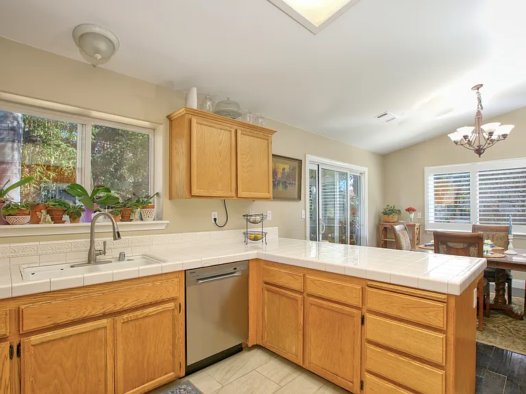 245 Hazel Ln — Photo 16