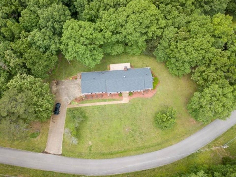 822 Hurricane Hills Dr, Waynesboro, TN 38485 | Zillow