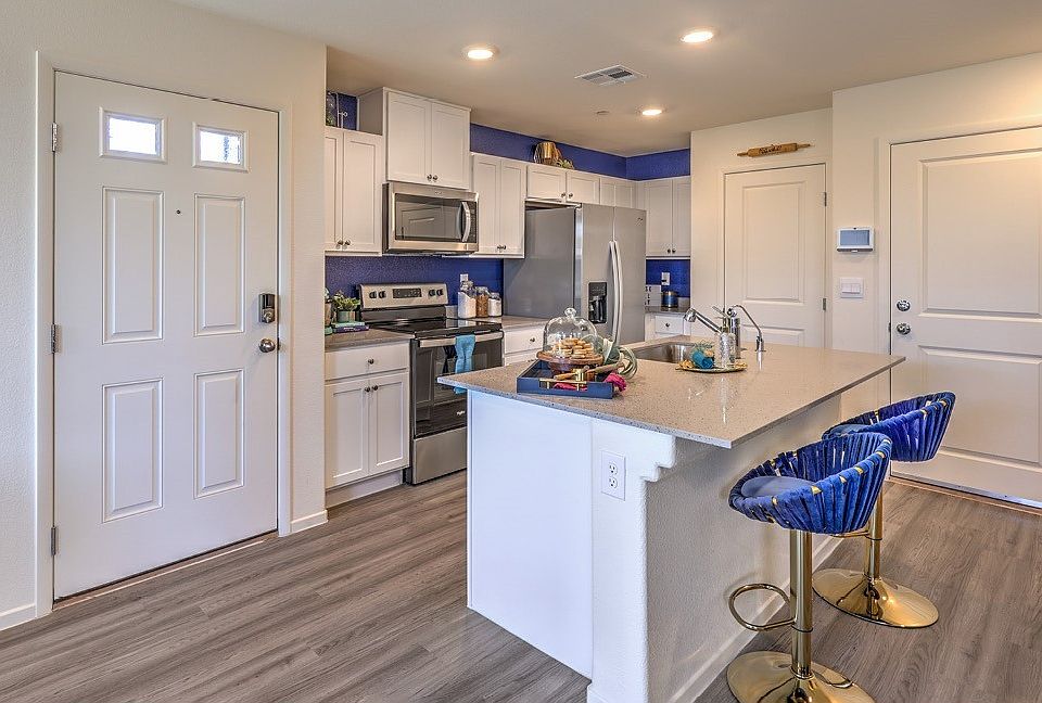 1st image of 2537 Carlotta Garden Ave #28