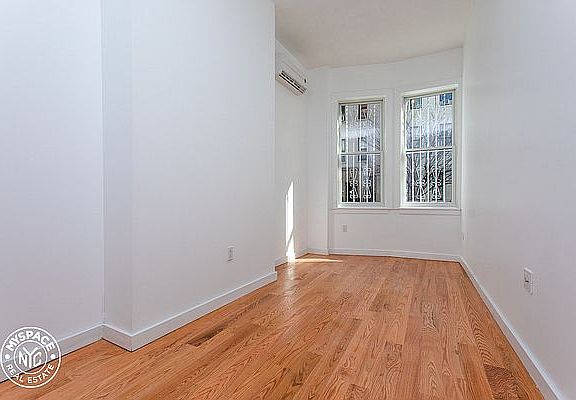 4th image of 285 Troutman St APT 1