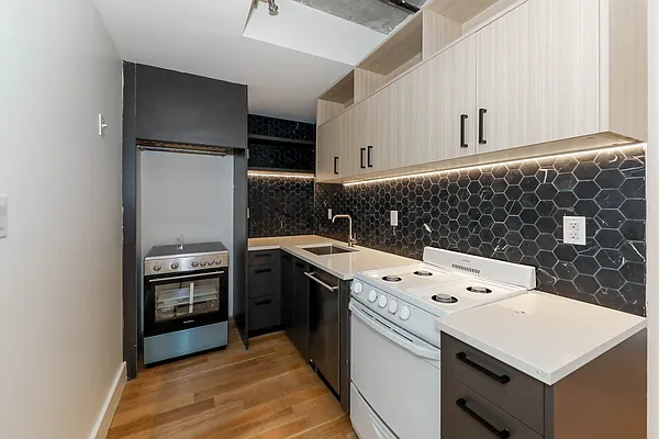 Rented by ERNY LLC | media 3