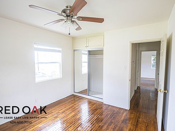 4th image of 4107 Wade St #A