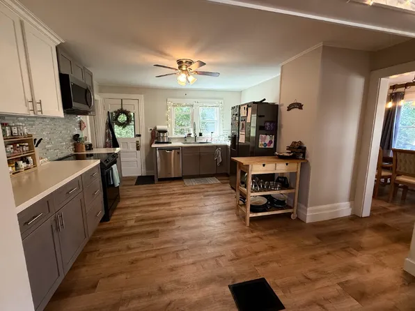 46 Northern Ave #1, Farmingdale, ME 04344