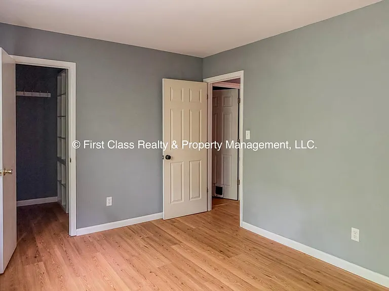 8015 Tiburon Cir — Photo 48