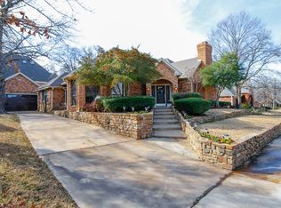 1516 Michael Dr, Bedford, TX 76022