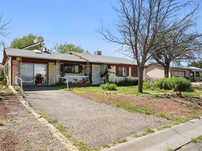 614 Baltic Ave SE, Rio Rancho, NM, 87124