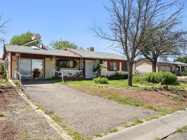 614 Baltic Ave SE, Rio Rancho, NM 87124