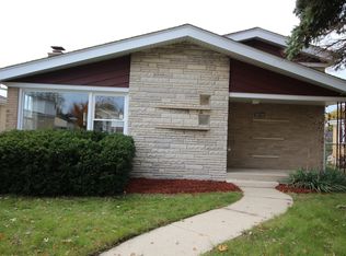 10516 S Kilbourn Ave, Oak Lawn, IL 60453