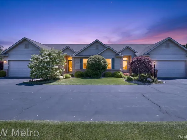 717 Koreys Cir, Blissfield, MI 49228