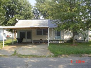 800 Nw #E, Miami, OK 74354