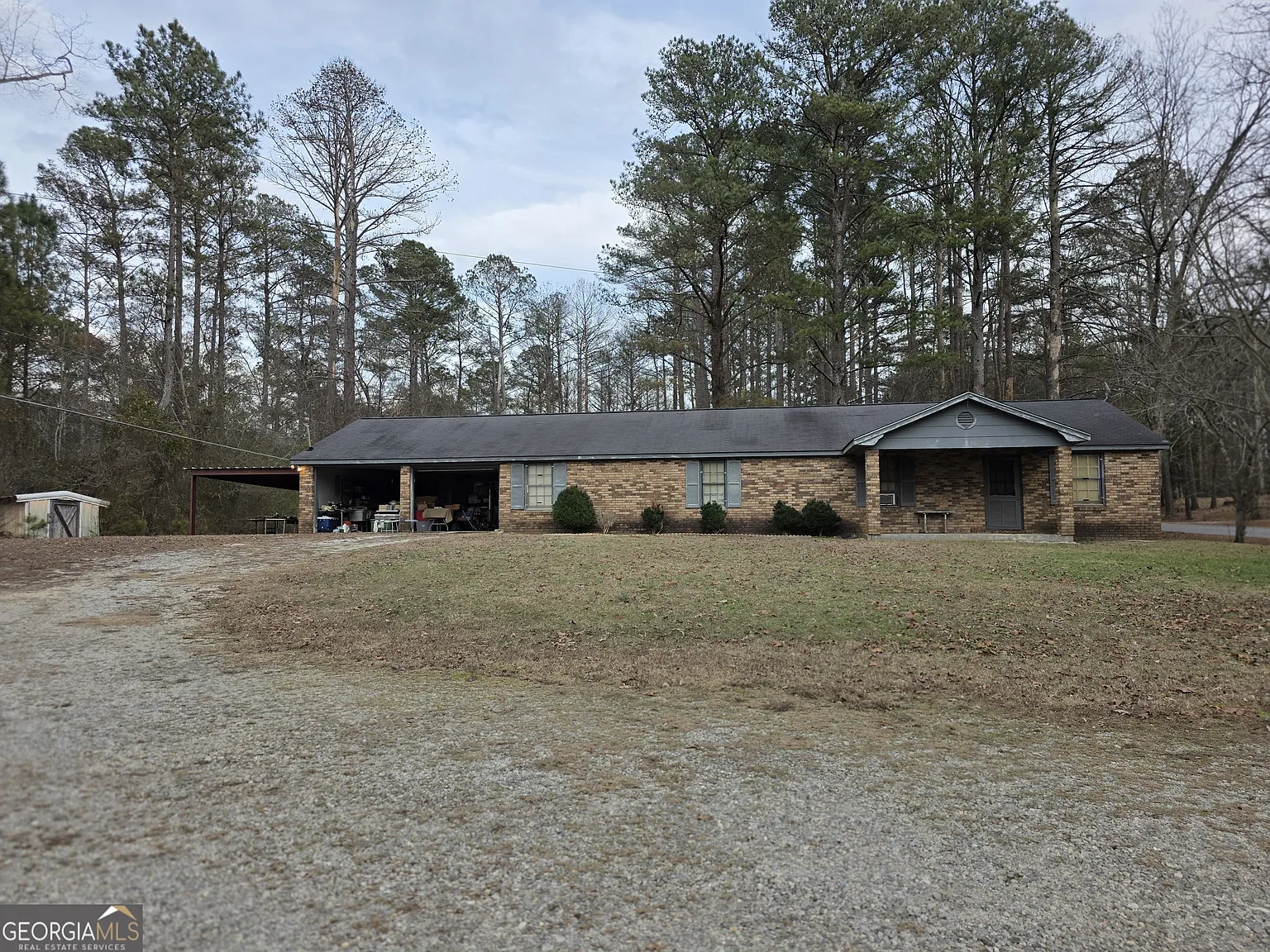 484 Riverside Rd photo 1